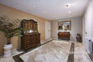 Piso  Carrer del mestre nicolau. **piso en venta en turó park - oportunidad única**