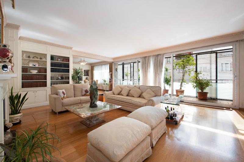 Foto 499041fe-d322-4b48-b137-58f384c078d7. Appartamento con camino riscaldamento in Sant Gervasi - Galvany Barcelona