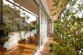Piso  Carrer del mestre nicolau. **piso en venta en turó park - oportunidad única**