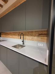 Appartement  Carrer de magalhães. ¡estrena piso reformado con encanto en poble sec – gran balcón t