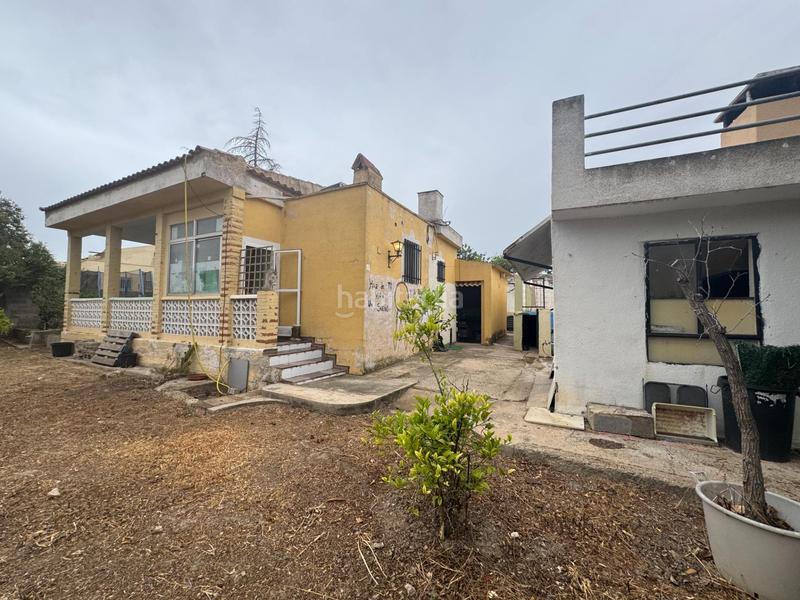 Foto 1aa6062b-c2c4-44ad-9bd7-b4b8fee4e538. Chalet  con terreno y piscina en Alborache