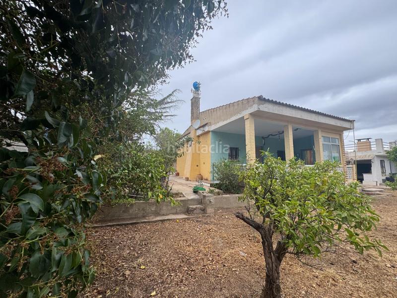 Foto f78a20e3-3a57-4463-84b6-378f4434781d. Chalet  con terreno y piscina en Alborache
