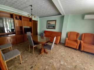 Flat in Zona Avenida al Vedat. Se vende piso en torrent