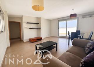 Àtic a Carcaixent. Moderno ático seminuevo en carcaixent con amplia terraza y vista