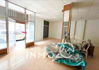 Local Comercial a Benetússer. Se vende bajo comercial  esquinero en benetuser para negocio