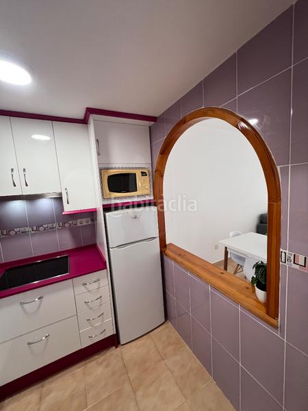 Foto bc143e72-ab35-4188-ac80-97bd2248eeb1. Alquiler piso  en urbanización con piscina y parking privado en Alcázares (Los)