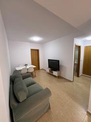 Alquiler Piso  Calle vista alegre. Bajo de alquiler en la ñora, dos habitaciones.
