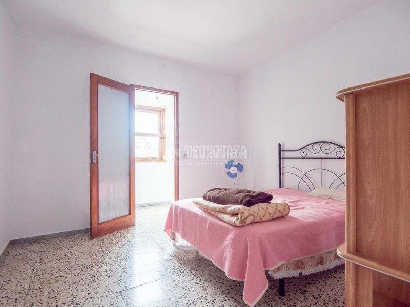 Foto 2d2d59d9-481a-4e28-b4e2-9d48851a815c. Casa aparellada amb aparcament a Guía de Isora interior Guía de Isora