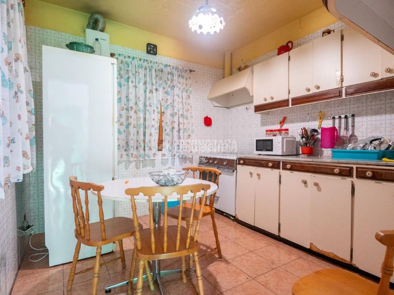 Foto a64c4786-73aa-4550-8683-28ddabb46696. Casa aparellada amb aparcament a Guía de Isora interior Guía de Isora