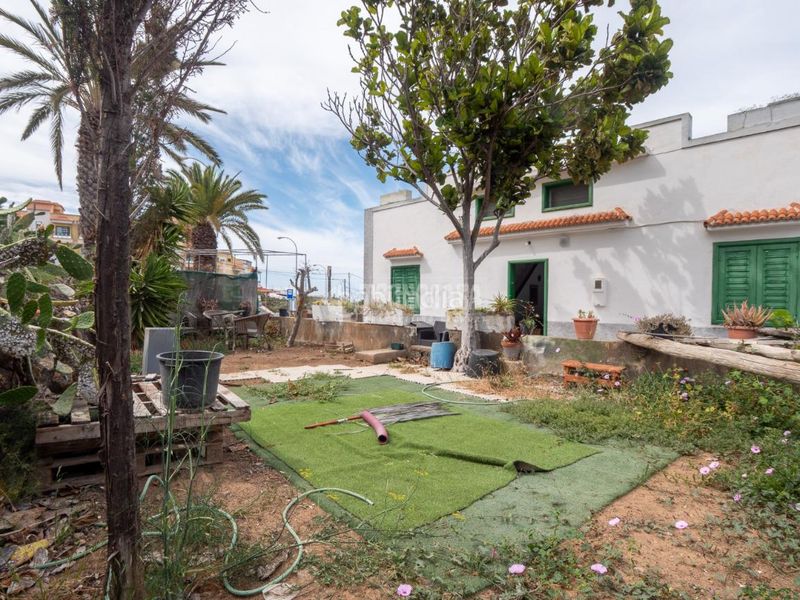 Foto e1e4e23a-668c-4f44-9a8e-c3847168de41. Casa aparellada amb aparcament a Guía de Isora interior Guía de Isora