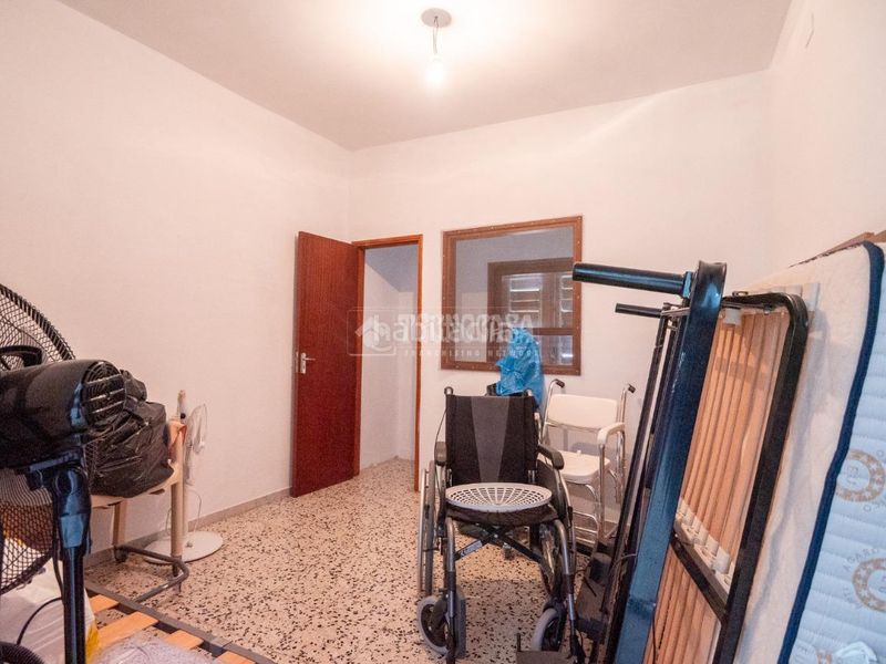 Foto f608bc8a-e63f-4613-8c8b-146d97dd8962. Casa aparellada amb aparcament a Guía de Isora interior Guía de Isora