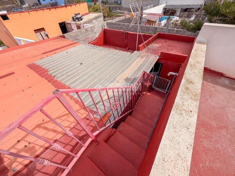 Foto 385300dd-2e1c-4c3e-8d3d-a45fb2ff601b. Casa a Chío Guía de Isora