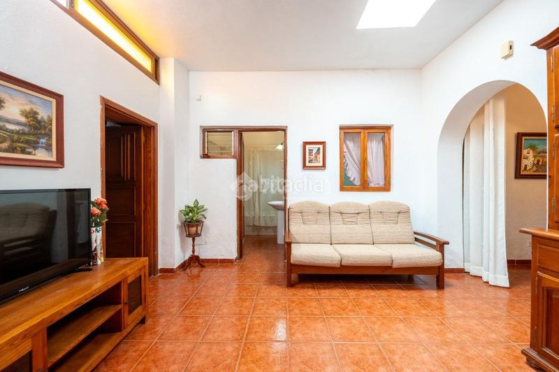 Foto 31573737-d61d-4293-9d75-9fb51eb359ae. Casa aparellada amb aparcament a Chío Guía de Isora