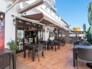 Local commercial à Acantilados de Los Gigantes. Traspaso en venta en santiago del teide