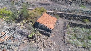 Finca rústica a Playa de San Juan. Terrenos en venta en guía de isora