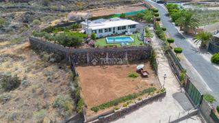 Finca rústica a Chío. Terrenos en venta en guía de isora
