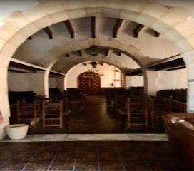 Édifice à Montnegre. Hotel, residencia, retiros, casa rural en venta