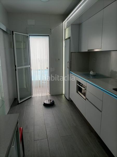 Foto 182e1400-0a10-44c7-8d1a-569fe6275caf. Alquiler casa espectacular casa reformada a pasos de la playa con piscina privada en Chipiona