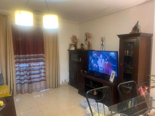 Pis en Huerta de la Reina - Trassierra. Amplio y luminoso piso en colonia de la paz, crdoba