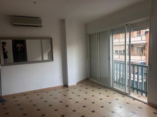 Pis a Viñuela - Rescatado. Oportunidad de inversión en córdoba piso a reformar con terraza