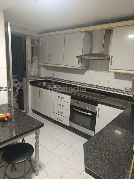 Foto 0d4dab00-edaa-4974-b338-8a0adcae9abe. Pis a Huerta de la Reina - Trassierra Córdoba
