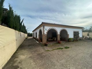 Xalet a Alcolea. Impresionante chalet en las quemadas, córdoba  tu hogar soñado p