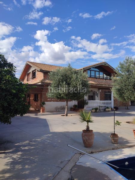 Foto 15deea03-fbb1-4f36-bf2b-cae00c0554d4. Casa amb aparcament a El Higuerón Córdoba