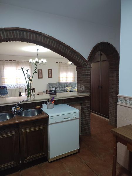 Foto 3d0aa025-6566-4882-98b8-8c76912ba336. Casa amb aparcament a El Higuerón Córdoba