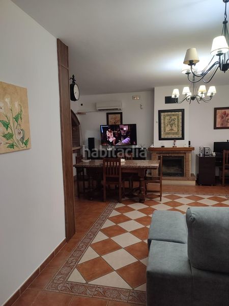 Foto 56009baa-8703-46e1-bb44-b694c3e68757. Casa amb aparcament a El Higuerón Córdoba