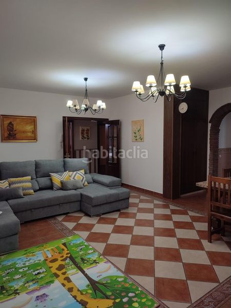 Foto 9cec711b-4900-41c3-bb41-1749449adb5f. Casa amb aparcament a El Higuerón Córdoba