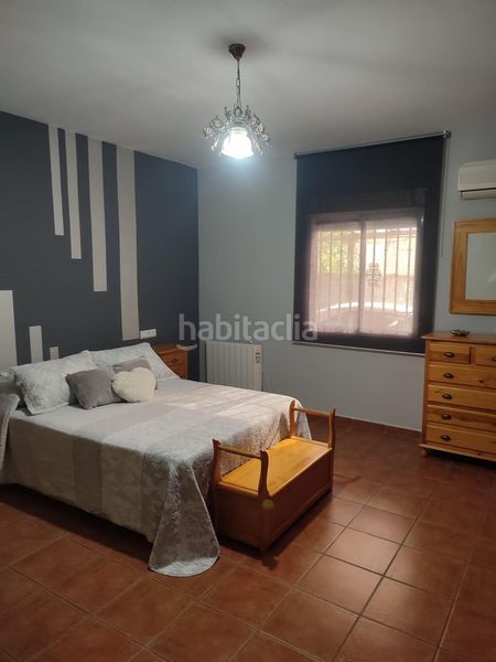 Foto da4aaf08-5e44-44e0-989a-7b31349370b9. Casa amb aparcament a El Higuerón Córdoba