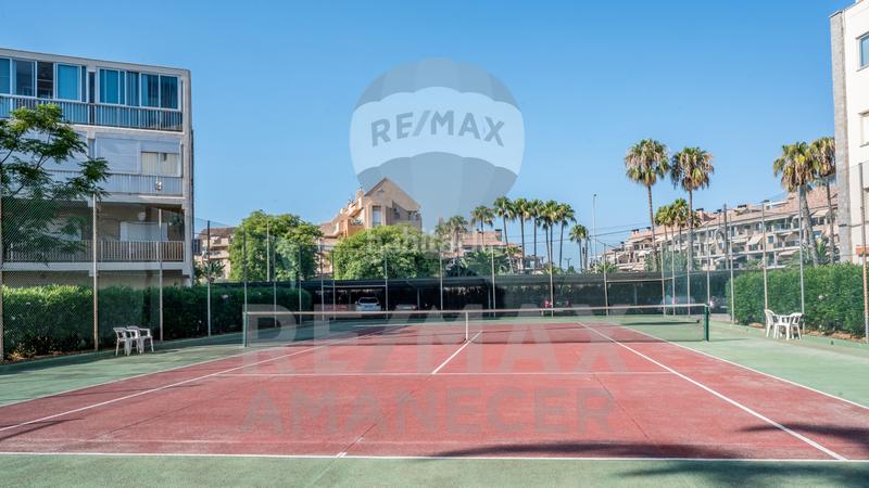 Foto a45a60fd-bb1f-44b7-b4f2-93811bdaef6a. Piso planta baja en venta en segunda línea de playa en Dénia