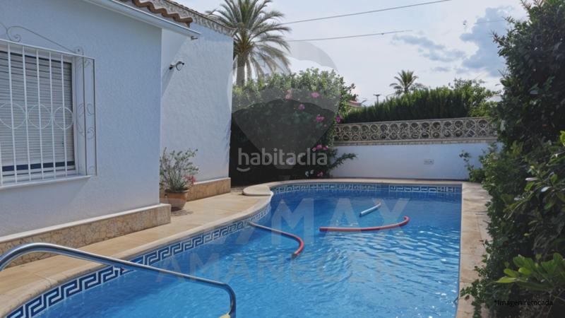 Foto c889ebd9-cc36-4bbb-b0cd-7a92512d7a16. Casa amb aparcament piscina a Poblets (els)