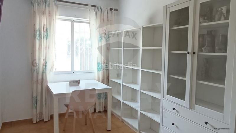 Foto fa3a8db7-fc63-4f9e-a063-4c12364cdd87. Casa amb aparcament piscina a Poblets (els)