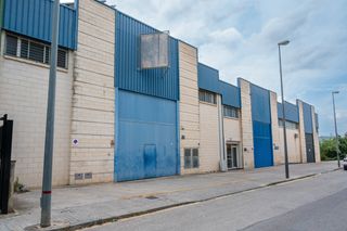 Miete Fabrikhalle  Ontinyent - cl grau montmajor. Nave industrial en alquiler con oficinas y máxima eficiencia ene