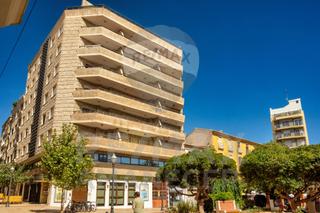 Piso en Dénia - cl ramon y cajal 5. Gran piso en dénia 4 habitaciones, 160 m y garaje