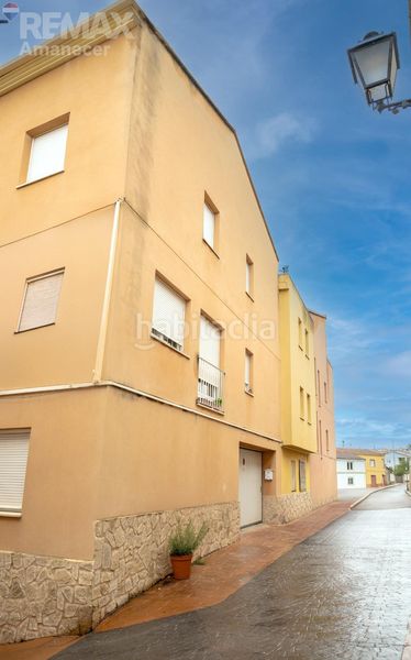 Foto 4cdcde91-009f-44e7-9c41-5378f940c7aa. Chalet con parcheggio in Alfafara