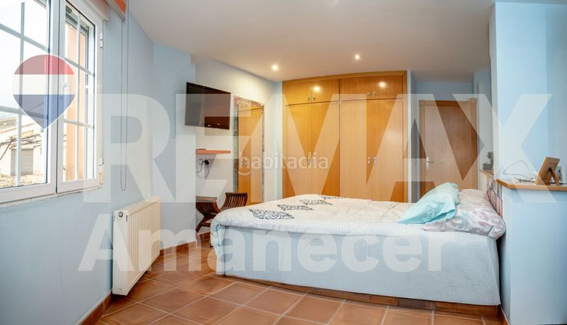 Foto 6304a1b6-6666-4189-a865-abb43d612784. Xalet amb aparcament a Alfafara