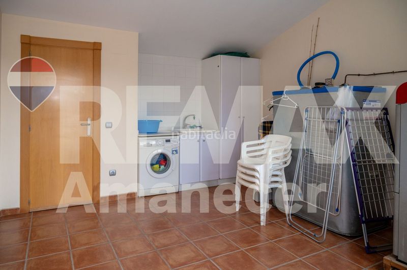 Foto edd26214-655b-407a-9276-36dff9cc365f. Xalet amb aparcament a Alfafara