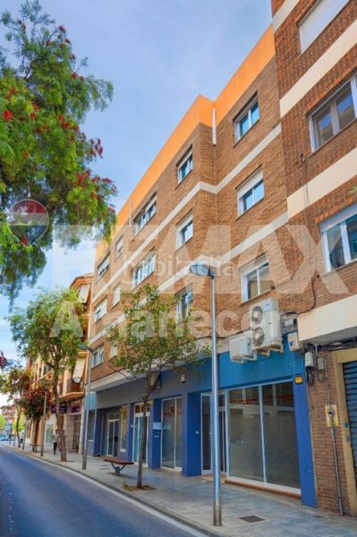 Foto 4a515314-d6ee-430e-8c20-f70a7e8c3cbc. Rent flat in El Puerto Dénia