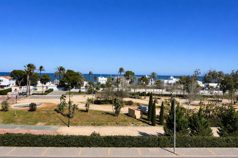 Foto 29b8c1e0-1b4f-4fe5-931e-08bd89d353e4. Apartament amb aparcament a Centro Urbano Dénia