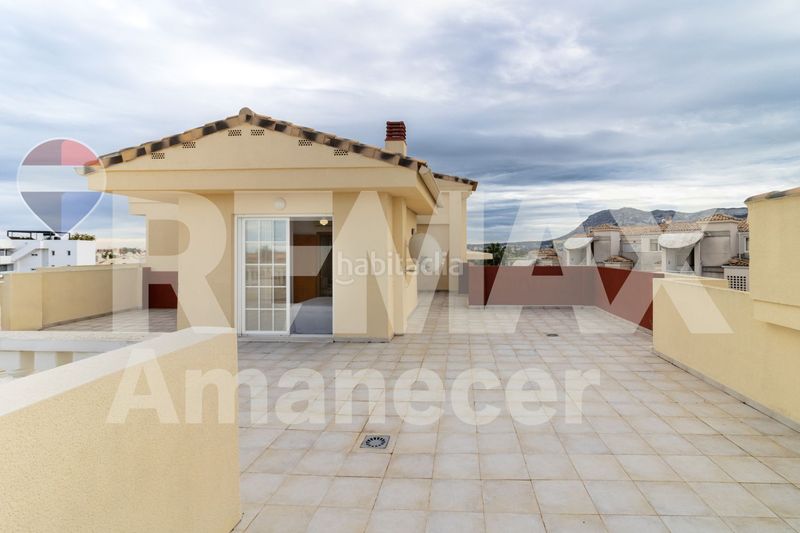 Foto 4f6e134c-1e14-4273-95d8-9813bd0b4d82. Àtic amb aparcament piscina a Les Bovetes - La Felicidad Dénia