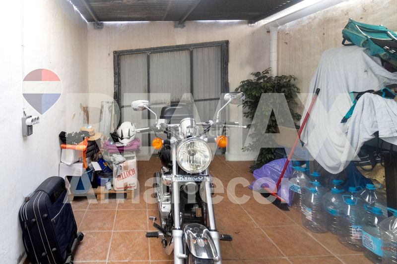 Foto fc577ffa-f53b-4132-b12f-934ae432e72b. Xalet amb aparcament a Teulada