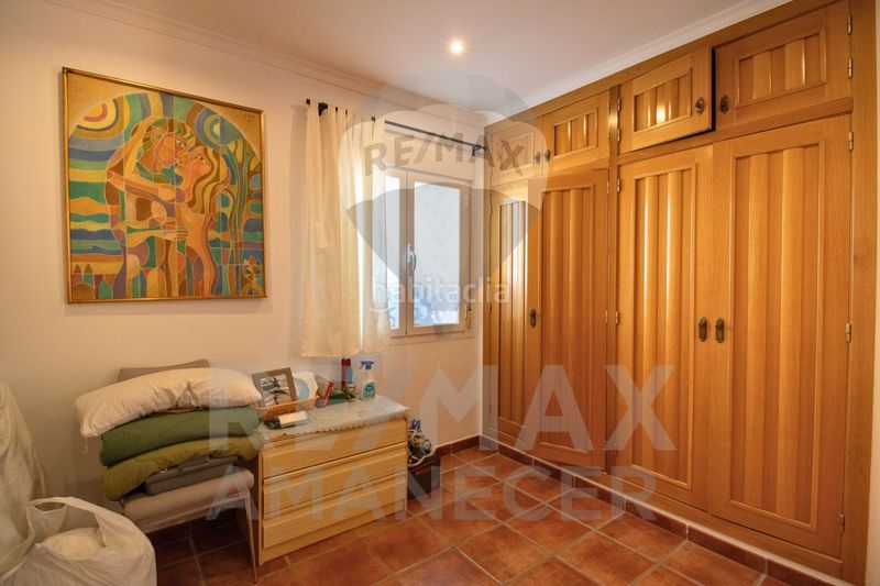 Foto ef4eb2b6-a08d-4c4b-bc2f-977967324362. Àtic a La Fustera Benissa