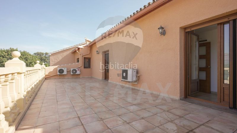 Foto 5bff5606-77a9-4e03-986a-1c7b4d9f82c2. Xalet amb calefacció aparcament piscina a Pedreguer