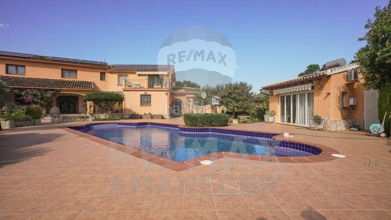 Foto 5e5d6391-2fe5-47af-8710-927815008afd. Xalet amb calefacció aparcament piscina a Pedreguer