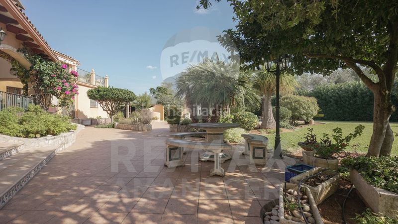 Foto d1e3c697-a59d-4556-8fa6-873f6f169f8d. Xalet amb calefacció aparcament piscina a Pedreguer
