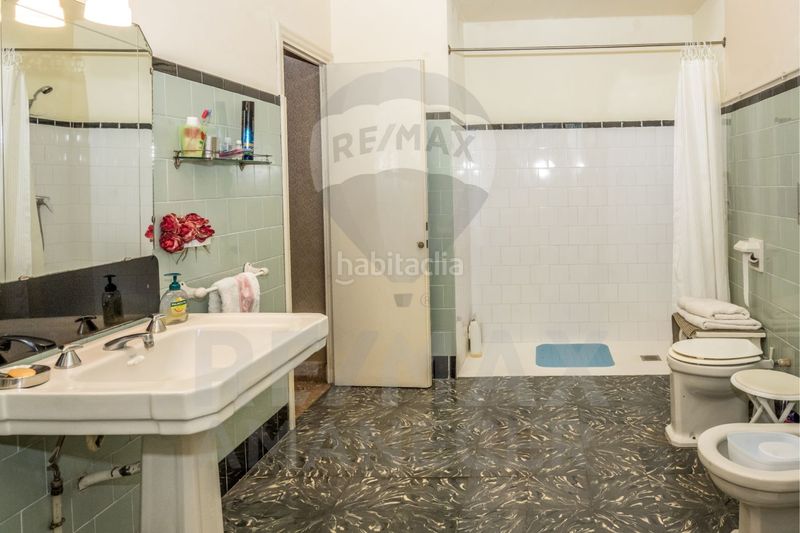Foto d5057544-2025-4559-91d3-2e3496be92ed. Xalet amb aparcament a Enguera