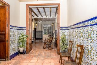 Xalet  Cl santa barbara. Casa con carácter y gran potencial en el centro de enguera