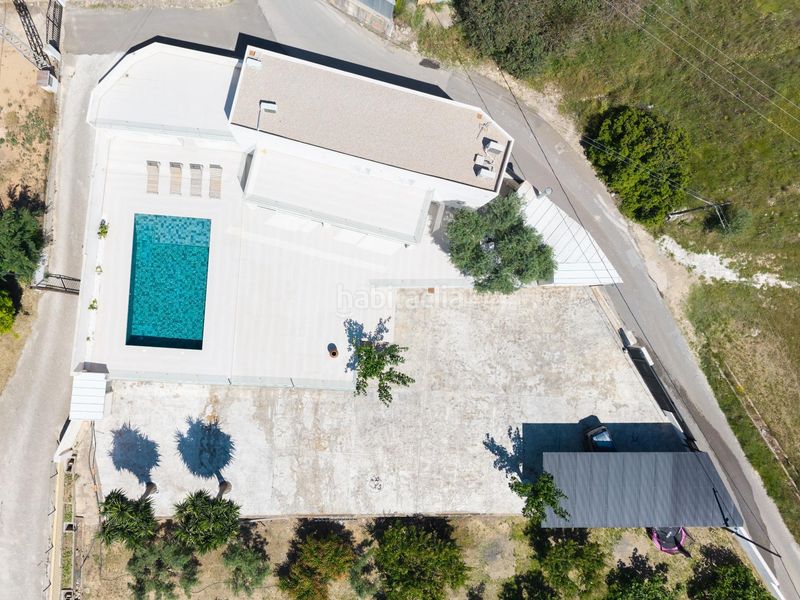 Foto d3a6e3fa-5dea-4a12-920d-28d1c477c94e. Xalet amb calefacció aparcament piscina a Enguera
